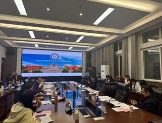 会议室里的人们AI 生成的内容可能不正确。